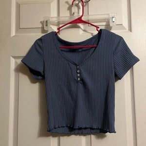 blue crop american eagle size M